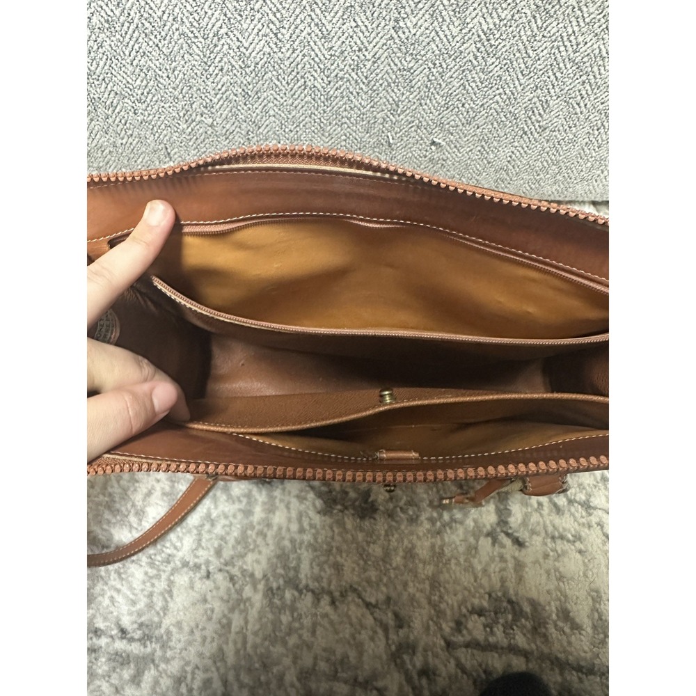 Vintage Dooney and Bourke Authenic Green and Tan Trim Satchel Crossbody - Picture 7 of 12